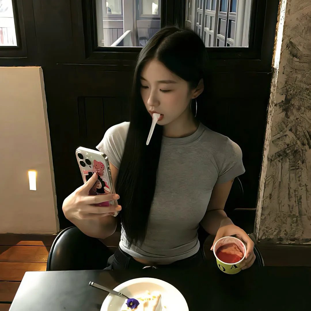 新历尽沧桑一美人